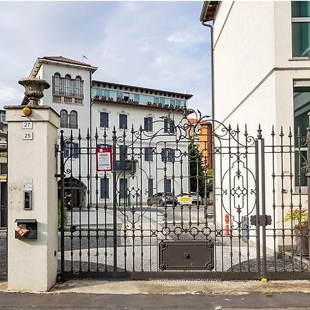 Lux Apartment 2 Milano Metro M2 Eksteriør bilde