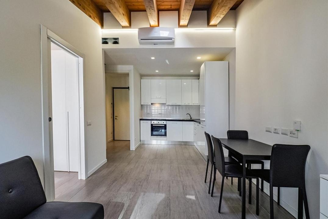 Lux Apartment 2 Milano Metro M2 Eksteriør bilde